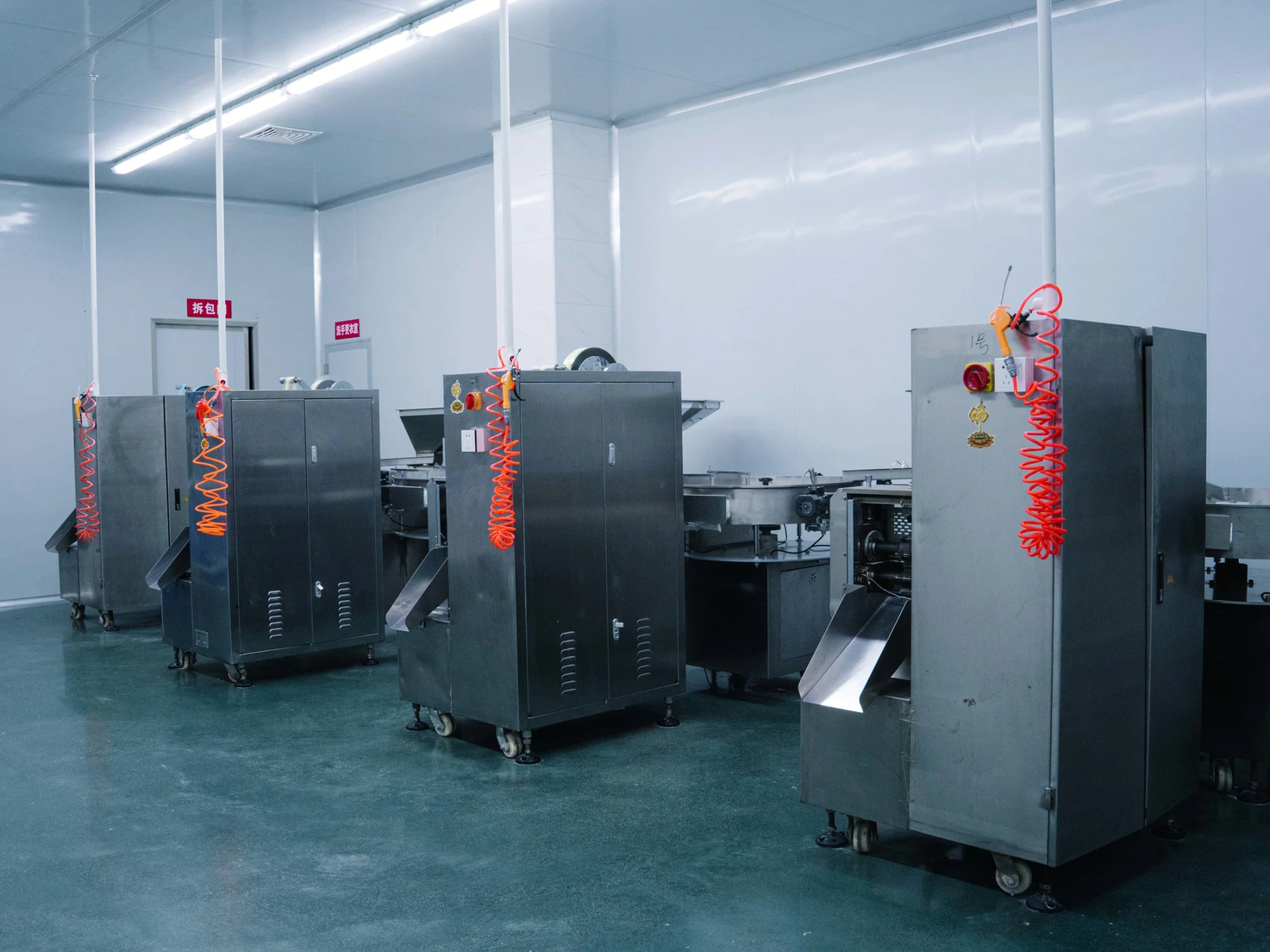 ABOUT-EQUIPMENT-METAL-DETECTOR